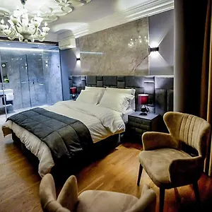 Hotel Vila Tirana 3*, Tirana Albanien