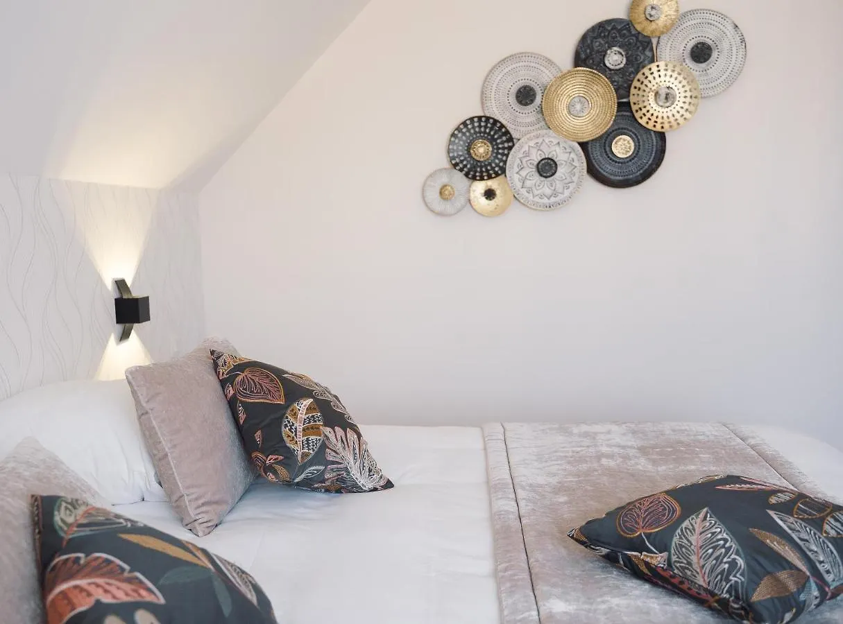 Hotel Les Agapanthes Ploubazlanec