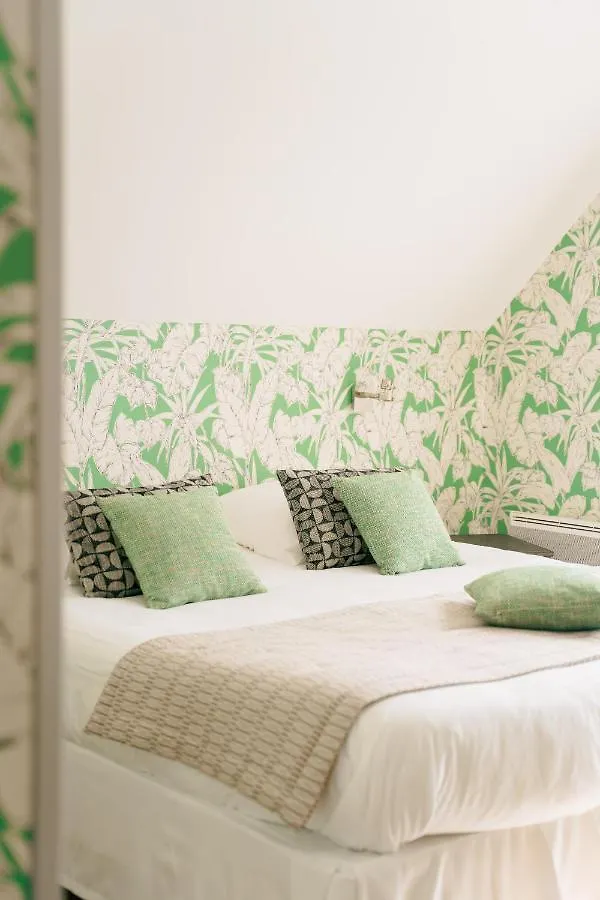 Hotel Les Agapanthes Ploubazlanec 3*,