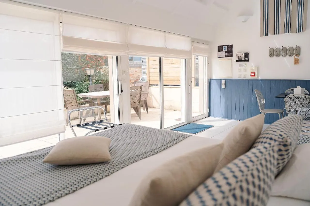 Hotel Les Agapanthes Ploubazlanec