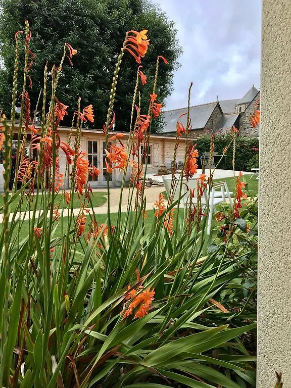 Hotel Les Agapanthes Ploubazlanec